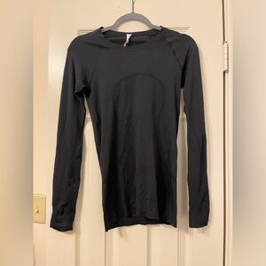 Long sleeve lululemon swiftly tech tee